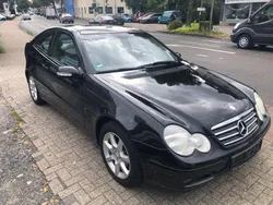 Obsidianschwarz Gebraucht 2003 Mercedes C180 Coupé | 3.900 € (Fairer Preis)