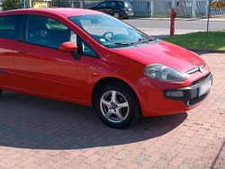 Rot Gebraucht 2010 Fiat Punto Evo Kleinwagen | 2.349 € (Fairer Preis)