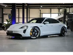 Weiß Gebraucht 2020 Porsche Taycan Turbo S Sport Limousine | 76.995 € (Guter Preis)