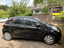 Schwarz Gebraucht 2009 Toyota Yaris Limousine | 3.400 € (Fairer Preis)