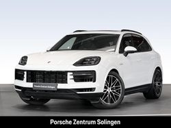 Weiss Gebraucht 2024 Porsche Cayenne Chrono SUV | 88.400 € (Superpreis)