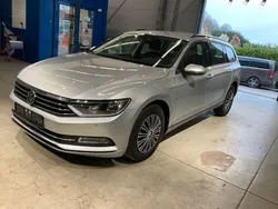 Reflexsilber metallic Gebraucht 2016 VW Passat Kombi | 8.990 € (Superpreis)