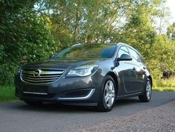 Grau Gebraucht 2015 Opel Insignia Business Kombi | 3.490 € (Fairer Preis)