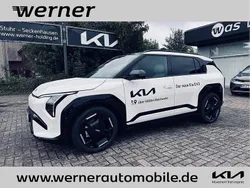 Schneeweiss Gebraucht 2025 Kia EV3 4 SUV | 41.880 € (Fairer Preis)