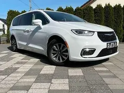 Weiß Gebraucht 2022 Chrysler Pacifica Limited SUV | 39.900 €