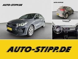 Grau Gebraucht 2021 Kia Rio Vision Limousine | 11.600 € (Guter Preis)