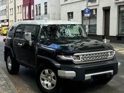 Schwarz Gebraucht 2009 Toyota FJ SUV | 19.900 €