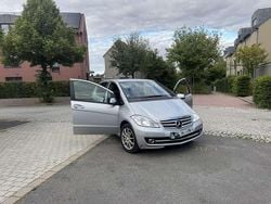 Silber Gebraucht 2012 Mercedes A180 Elegance Limousine | 6.000 € (Superpreis)
