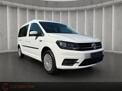 Weiß Gebraucht 2015 VW Caddy Maxi Van / Kleinbus | 14.900 € (Etwas zu teuer)