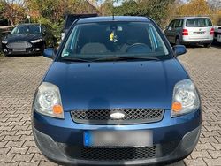 Blau Gebraucht 2006 Ford Fiesta Kleinwagen | 1.500 € (Fairer Preis)