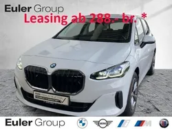 Weiss Gebraucht 2024 BMW 216 Active Tourer Van / Kleinbus | 28.489 € (Teuer)