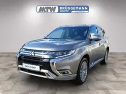 M) (grau Gebraucht 2021 Mitsubishi Outlander P-HEV Top SUV | 26.480 € (Fairer Preis)