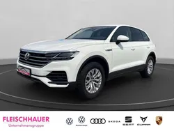 Weiss Gebraucht 2019 VW Touareg SUV | 36.890 € (Fairer Preis)
