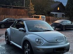 Silber Gebraucht 2003 VW Beetle Cabrio | 2.299 € (Guter Preis)