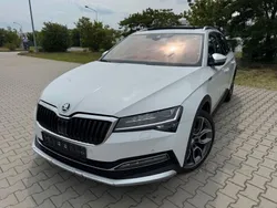 Weiß Gebraucht 2022 Skoda Superb Scout 4x4 Limousine | 23.900 € (Superpreis)