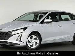 Grau Neu 2024 Hyundai i20 Comfort Limousine | 18.470 € (Superpreis)