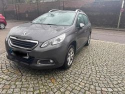 Blau Gebraucht 2015 Peugeot 2008 Active SUV | 4.900 € (Superpreis)