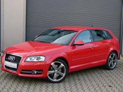 Brillantrot (metallic) Gebraucht 2011 Audi A3 Exclusive Limousine | 10.900 € (Teuer)