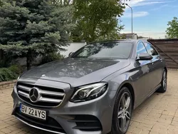 Grau Gebraucht 2017 Mercedes E350 Avantgarde Limousine | 29.000 € (Teuer)