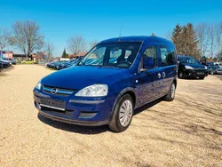 Blau Gebraucht 2010 Opel Combo Edition Van / Kleinbus | 1.980 € (Guter Preis)