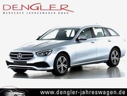 Hightechsilber Gebraucht 2022 Mercedes E220 Avantgarde Kombi | 27.990 €