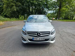 Silber Gebraucht 2016 Mercedes B180 Van / Kleinbus | 12.500 € (Guter Preis)