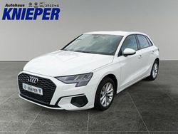 Ibisweiß Gebraucht 2023 Audi A3 Sport Limousine | 24.950 € (Fairer Preis)