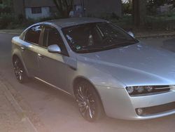 Silber Gebraucht 2006 Alfa Romeo 159 Limousine | 2.200 € (Etwas zu teuer)