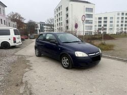 Blau Gebraucht 2004 Opel Corsa Limousine | 600 € (Guter Preis)