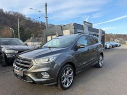Grau Gebraucht 2018 Ford Kuga ST SUV | 15.199 € (Fairer Preis)