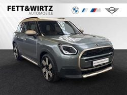 Smokey green Gebraucht 2024 Mini Countryman SUV | 43.500 €