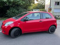 Rot Gebraucht 2008 Toyota Yaris Kleinwagen | 2.800 €