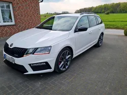 Weiß Gebraucht 2019 Skoda Octavia RS Kombi | 20.950 € (Fairer Preis)