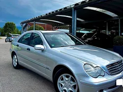 Silber Gebraucht 2004 Mercedes C180 Limousine | 6.980 €