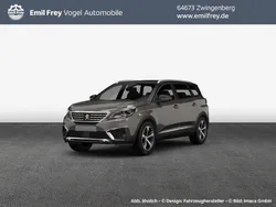 Grau Gebraucht 2019 Peugeot 5008 GT Van / Kleinbus | 26.890 € (Guter Preis)