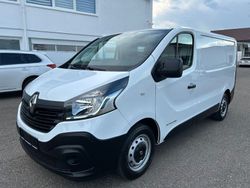 Weiß Gebraucht 2017 Renault Trafic Komfort Van | 11.490 € (Guter Preis)