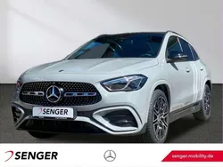 Grau Gebraucht 2025 Mercedes GLA200 AMG SUV | 44.480 € (Etwas zu teuer)
