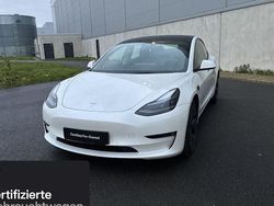 Weiß Gebraucht 2021 Tesla Model 3 Long Range RWD Limousine | 29.800 € (Teuer)
