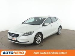 Weiß Gebraucht 2015 Volvo V40 You! Kombi | 11.680 € (Teuer)