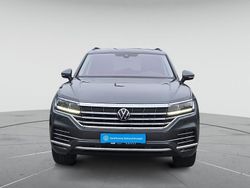 Siliziumgrau metallic Gebraucht 2021 VW Touareg Elegance SUV | 52.880 € (Fairer Preis)