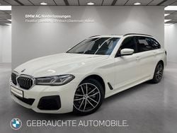 Weiß Gebraucht 2022 BMW 520 M Sport Limousine | 39.870 € (Fairer Preis)
