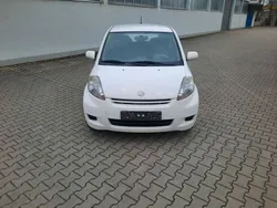 Weiß Gebraucht 2010 Daihatsu Sirion Kleinwagen | 1.000 € (Superpreis)