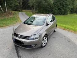 Grau Gebraucht 2010 VW Golf Plus Cross Team Van / Kleinbus | 4.800 € (Guter Preis)