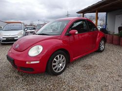 Rot Gebraucht 2008 VW Beetle Limousine | 2.000 € (Guter Preis)