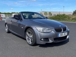 Grau Gebraucht 2013 BMW 330 Cabriolet M Sport Cabrio | 14.490 € (Fairer Preis)