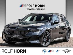 Saphirschwarz metallic Gebraucht 2025 BMW 520 M Sport Kombi | 64.225 € (Etwas zu teuer)