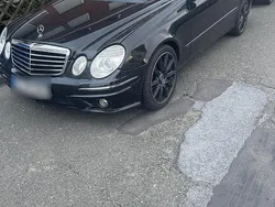 Schwarz Gebraucht 2006 Mercedes E320 Avantgarde Kombi | 8.900 € (Teuer)