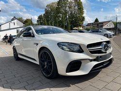 Weiß Gebraucht 2018 Mercedes E63S AMG AMG Limousine | 43.500 € (Fairer Preis)