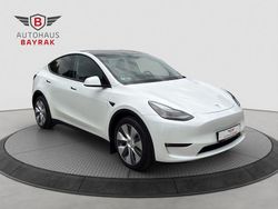 Weiß Gebraucht 2024 Tesla Model Y SUV | 41.990 € (Etwas zu teuer)