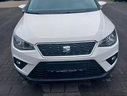 Weiß Gebraucht 2019 Seat Arona Style SUV | 14.950 € (Fairer Preis)